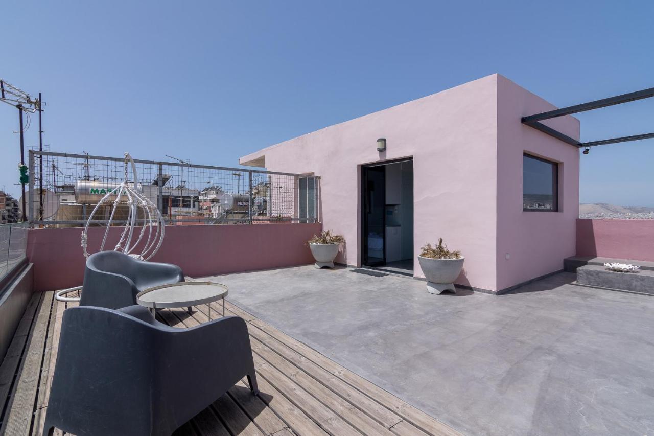 Apartment With Terrace In Пирей Экстерьер фото
