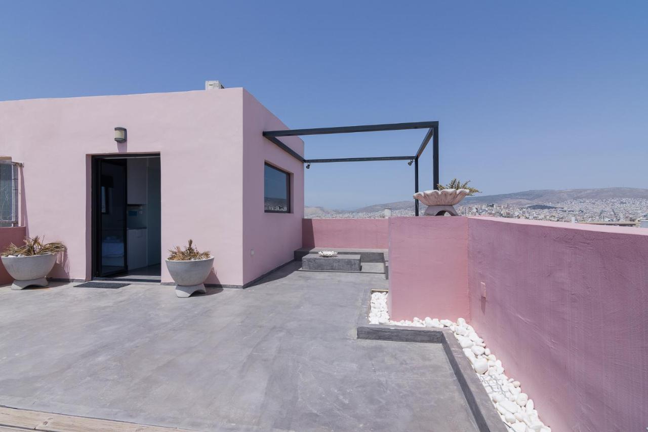 Apartment With Terrace In Пирей Экстерьер фото